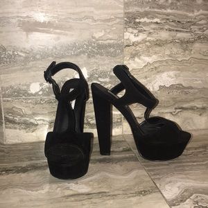 Steve Madden Black Heels